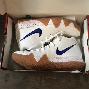 Nike Kyrie 4 “Uncle Drew” Size 10 Never Worn